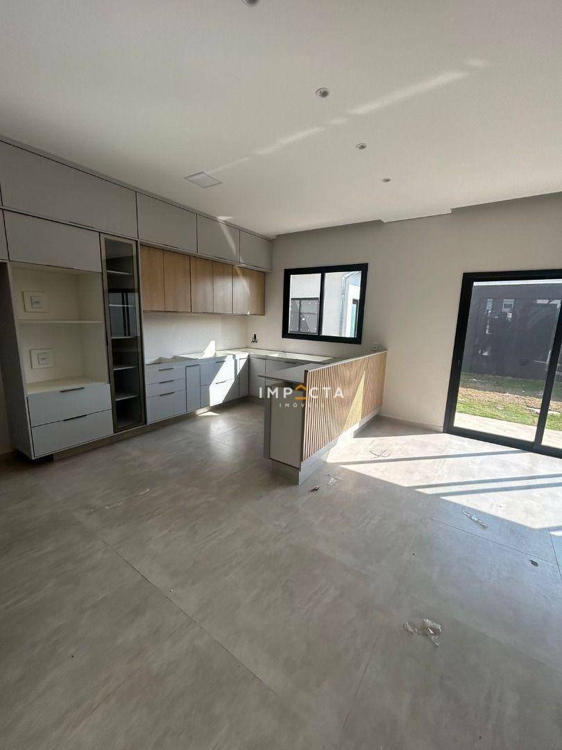 Casa à venda com 4 quartos, 256m² - Foto 6