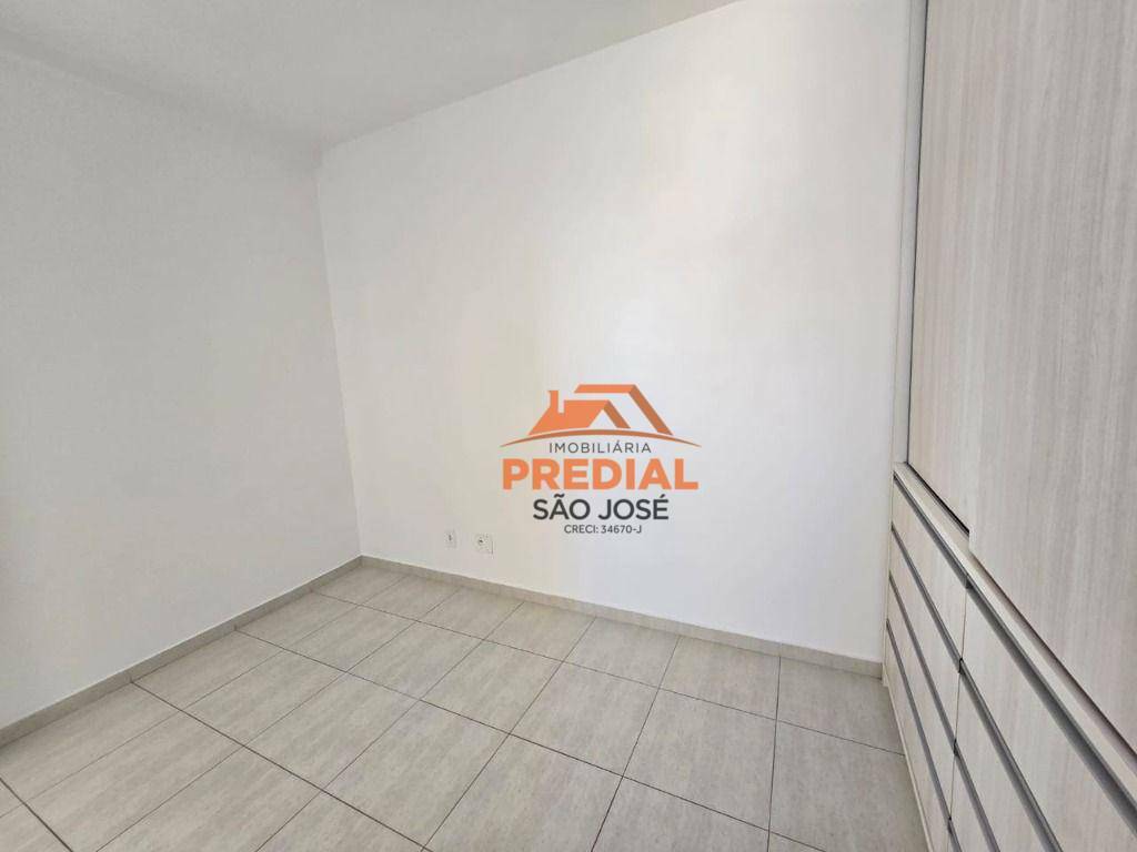 Apartamento para alugar com 2 quartos, 82m² - Foto 8