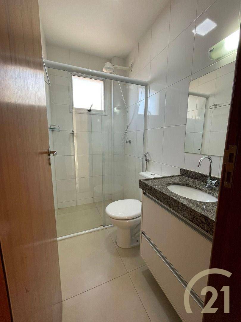 Apartamento à venda com 2 quartos, 70m² - Foto 17