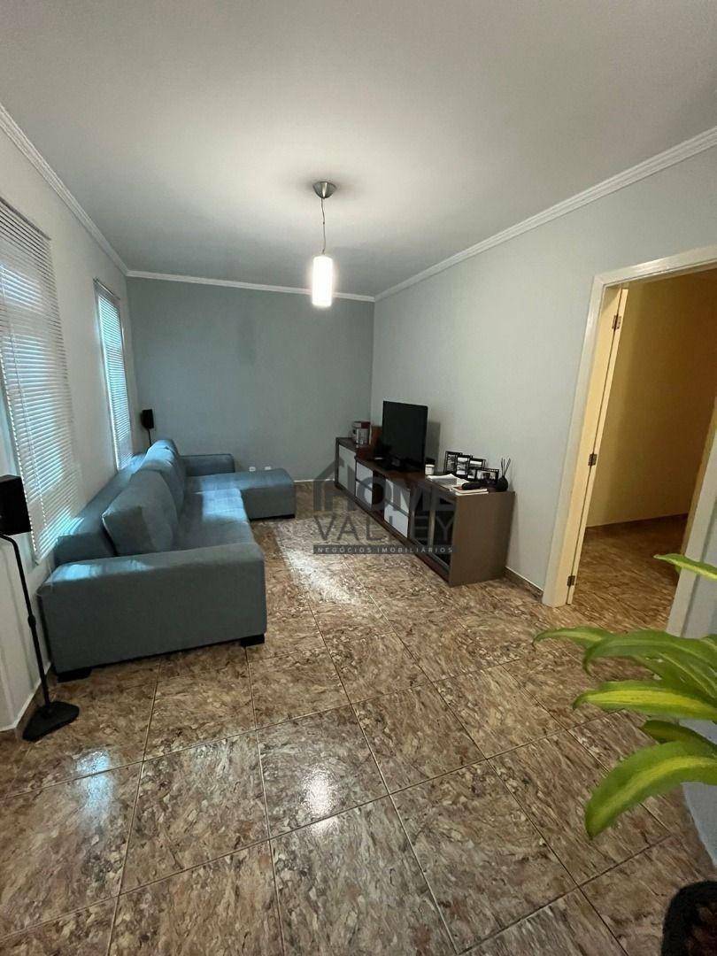 Casa à venda com 3 quartos, 153m² - Foto 2