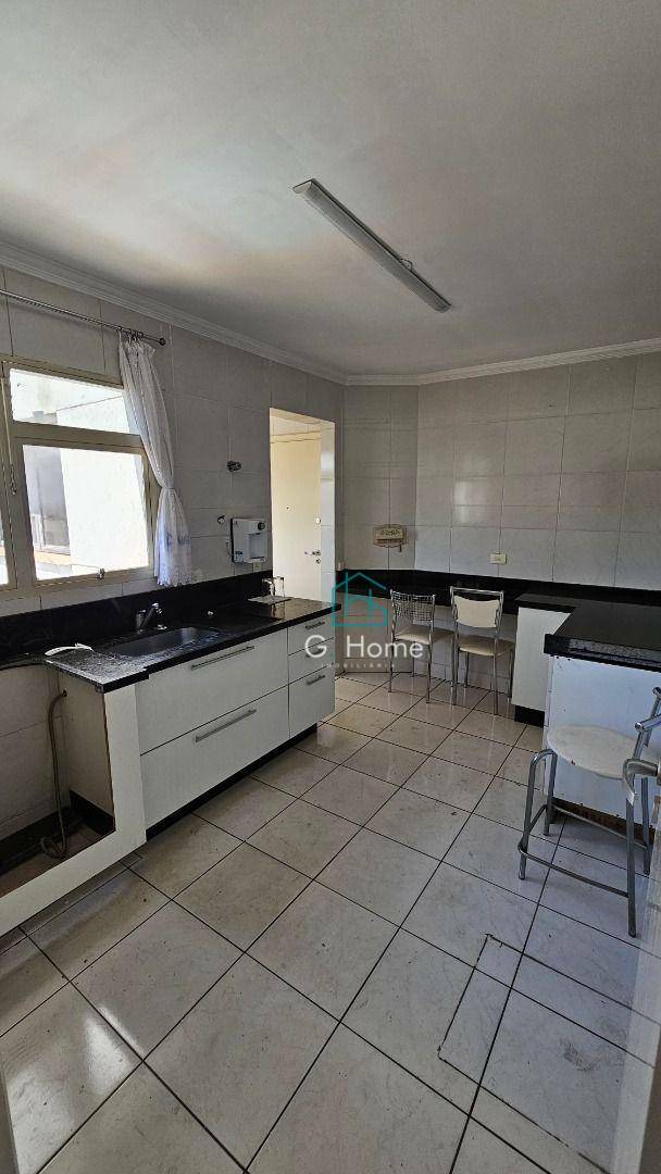 Apartamento à venda com 3 quartos, 109m² - Foto 4