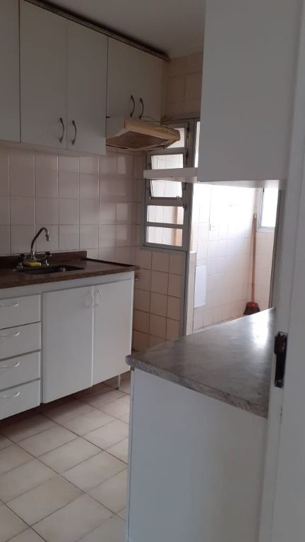 Apartamento à venda com 2 quartos, 58m² - Foto 9