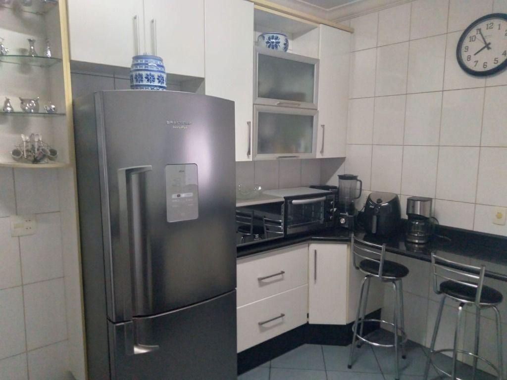 Apartamento à venda com 3 quartos, 140m² - Foto 22