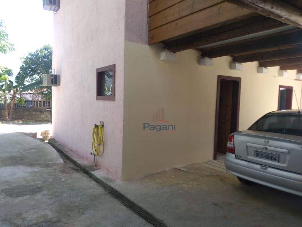 Casa, 5 quartos, 230 m² - Foto 4