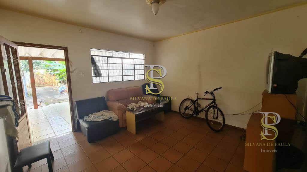 Chácara à venda com 2 quartos, 196m² - Foto 10