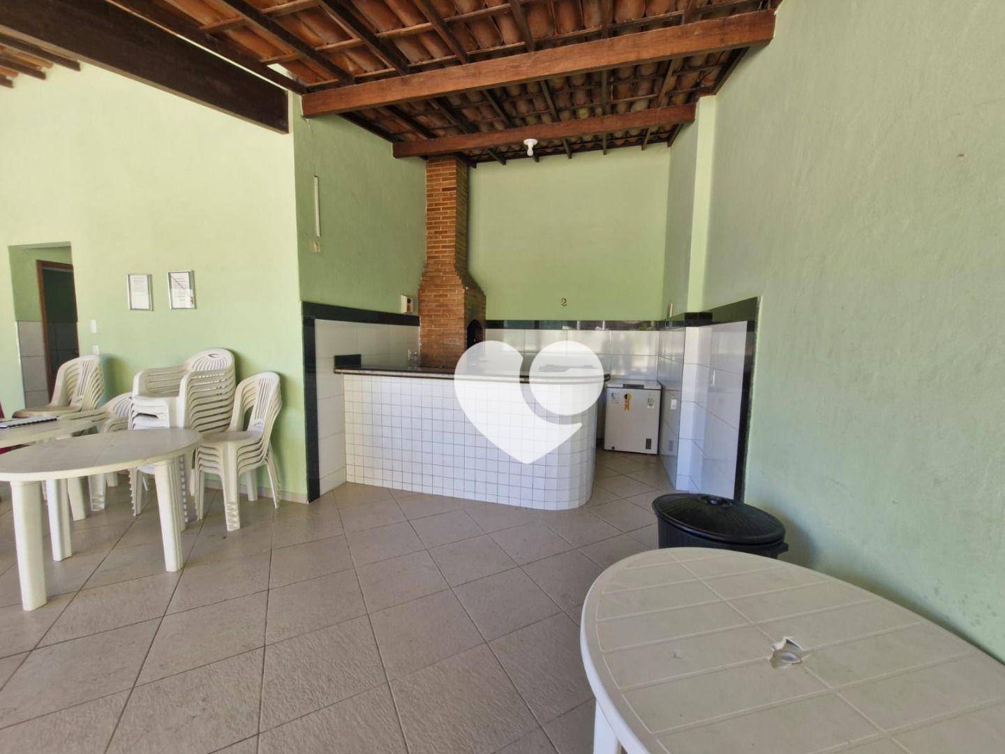 Casa de Condomínio para alugar com 2 quartos, 76m² - Foto 4