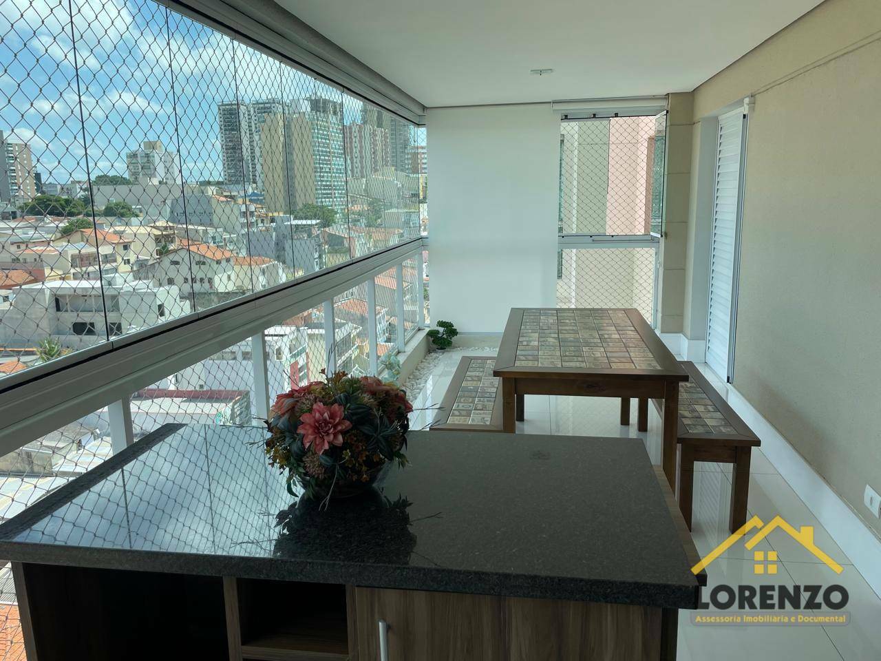 Apartamento à venda com 3 quartos, 130m² - Foto 1