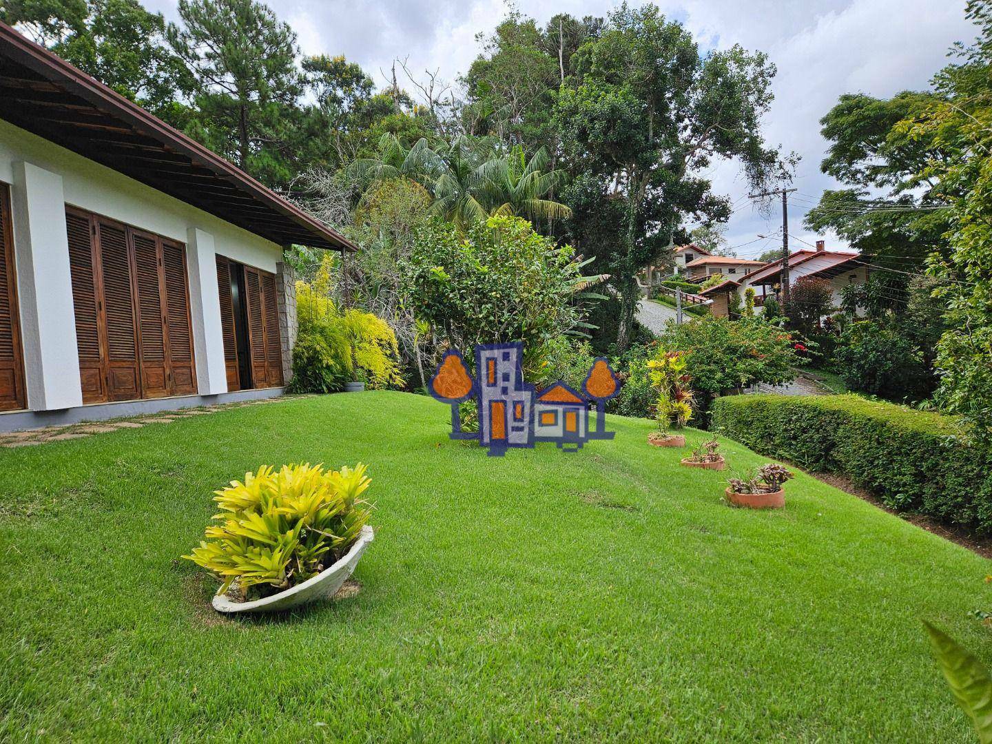 Casa à venda com 4 quartos, 300m² - Foto 64