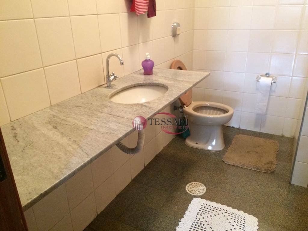 Apartamento à venda com 3 quartos, 139m² - Foto 18