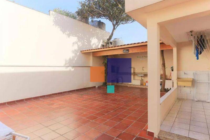 Casa à venda com 5 quartos, 300m² - Foto 25