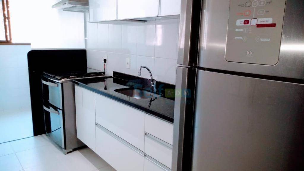 Apartamento para alugar com 2 quartos, 75m² - Foto 9