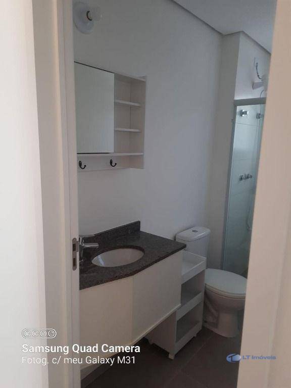 Apartamento para alugar com 3 quartos, 101m² - Foto 7