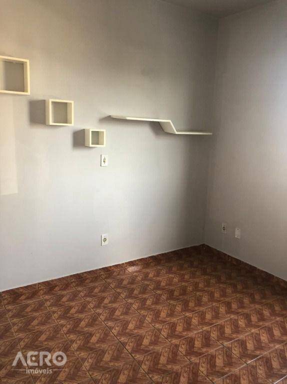 Apartamento à venda com 3 quartos, 65m² - Foto 17