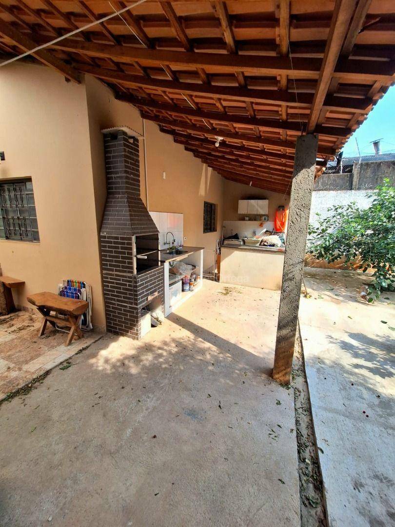 Casa à venda com 3 quartos, 148m² - Foto 16