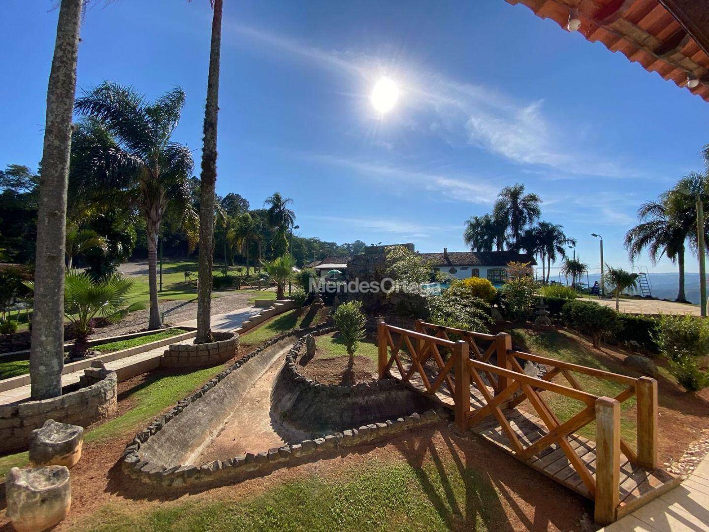 Sítio à venda com 8 quartos, 800m² - Foto 1