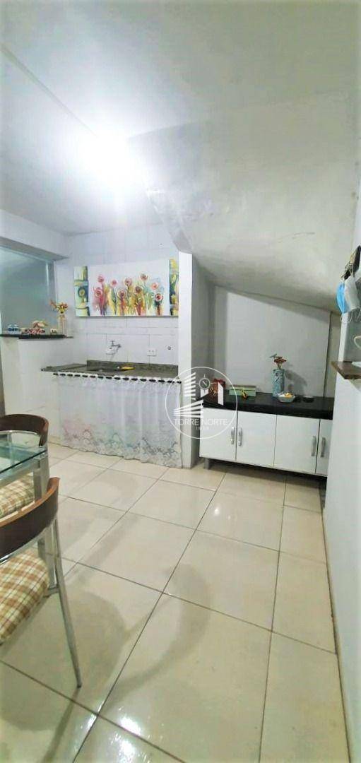 Casa à venda com 3 quartos, 120m² - Foto 15