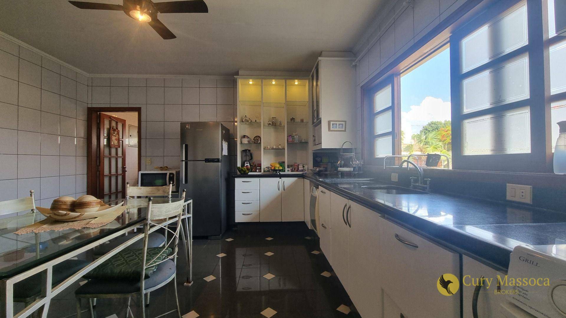 Casa à venda com 3 quartos, 400m² - Foto 44