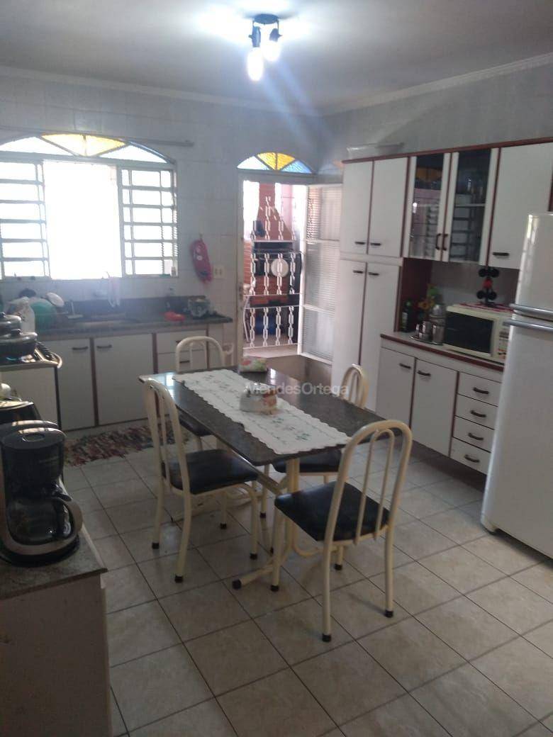 Casa à venda com 3 quartos, 165m² - Foto 9