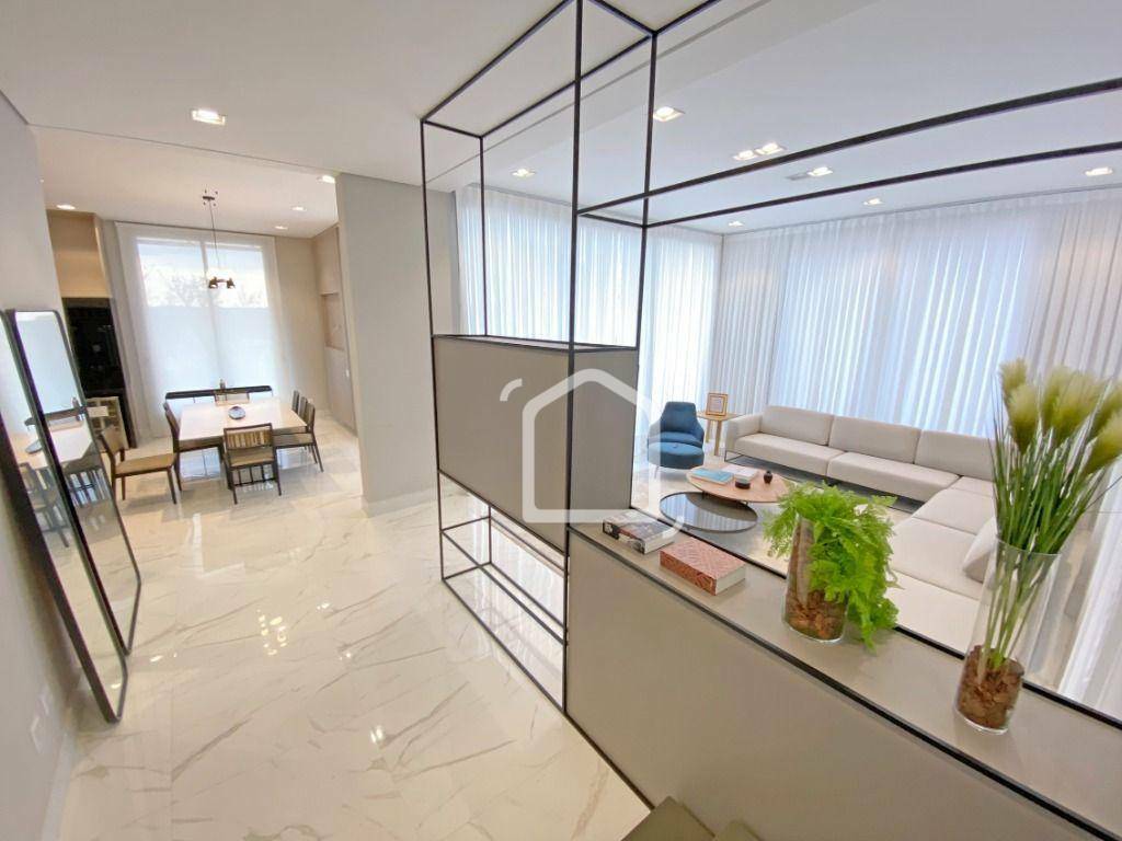 Casa de Condomínio à venda com 4 quartos, 374m² - Foto 8