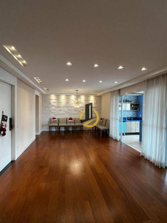 Apartamento à venda com 3 quartos, 155m² - Foto 9