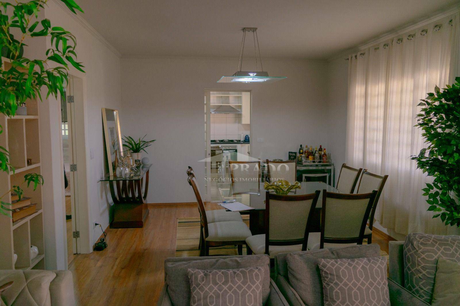 Chácara à venda com 4 quartos, 750m² - Foto 8