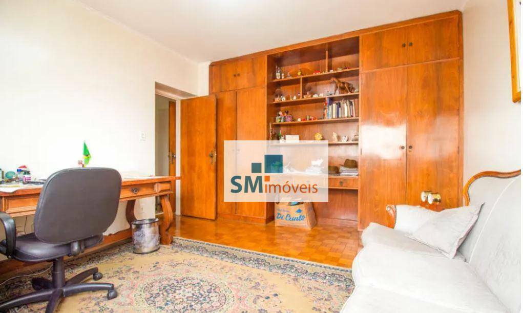 Apartamento à venda com 3 quartos, 240m² - Foto 19