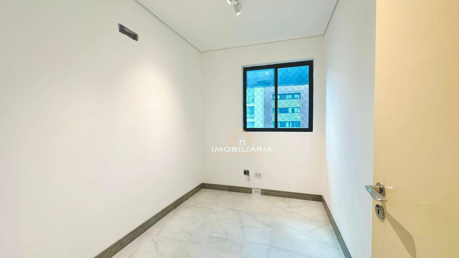 Apartamento à venda e aluguel com 3 quartos, 84m² - Foto 11