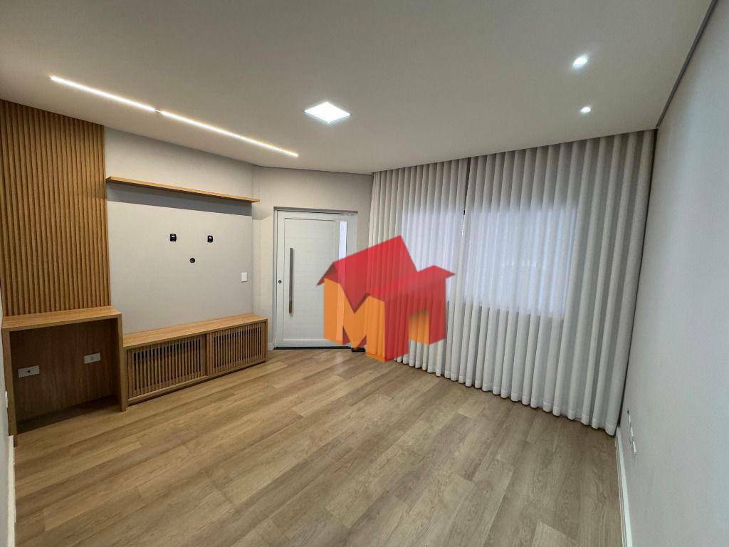 Casa à venda e aluguel com 3 quartos, 170m² - Foto 1