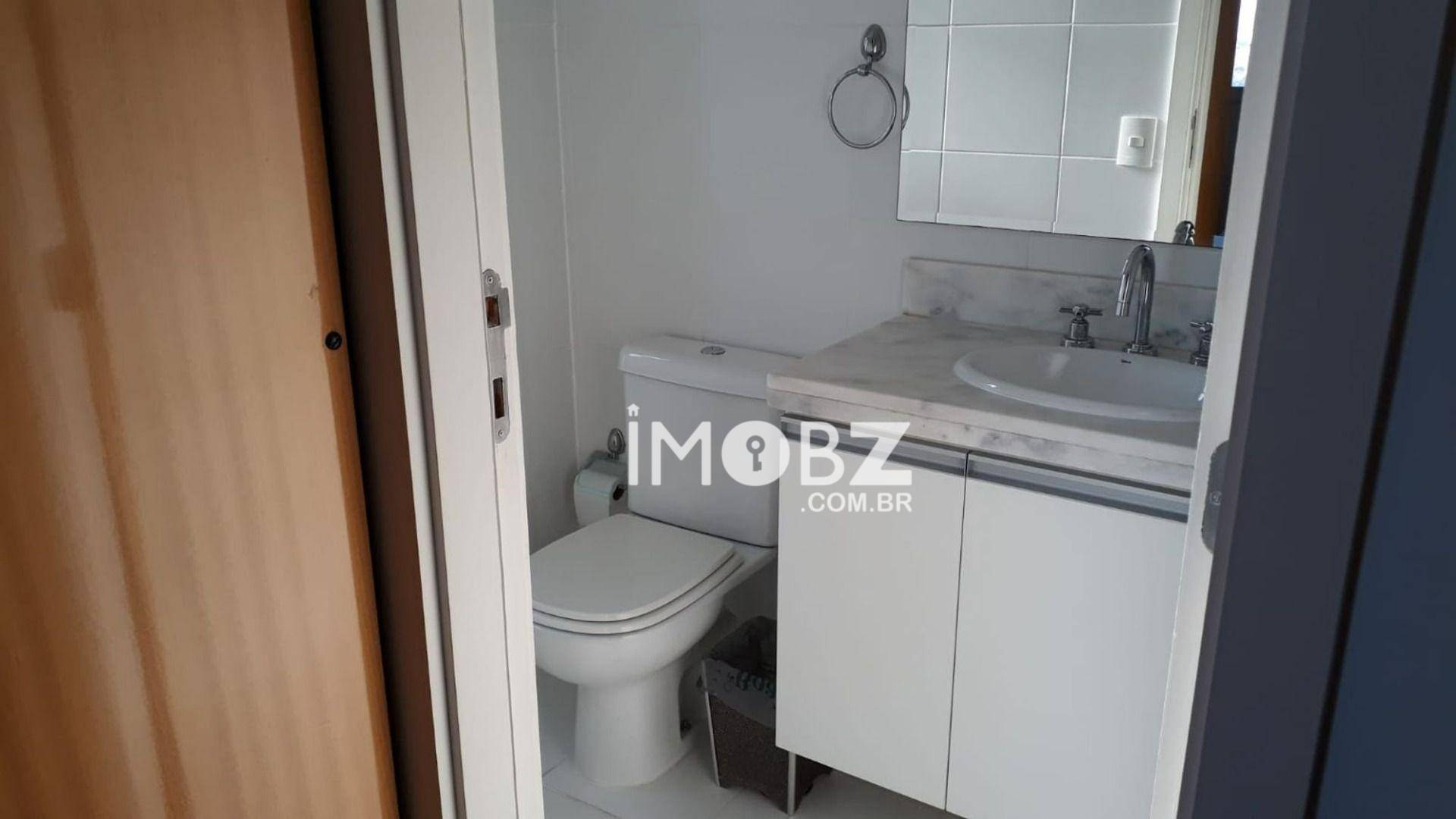 Apartamento à venda com 4 quartos, 197m² - Foto 17