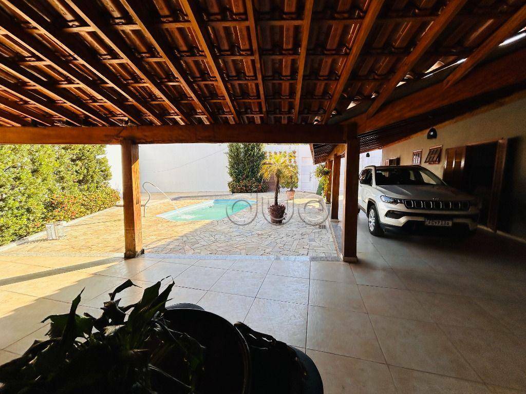 Casa à venda com 3 quartos, 175m² - Foto 9