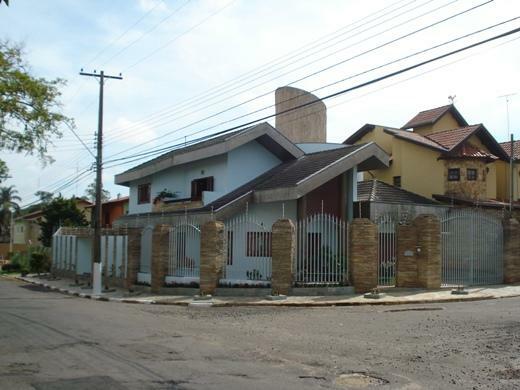 Casa à venda com 4 quartos, 400m² - Foto 2