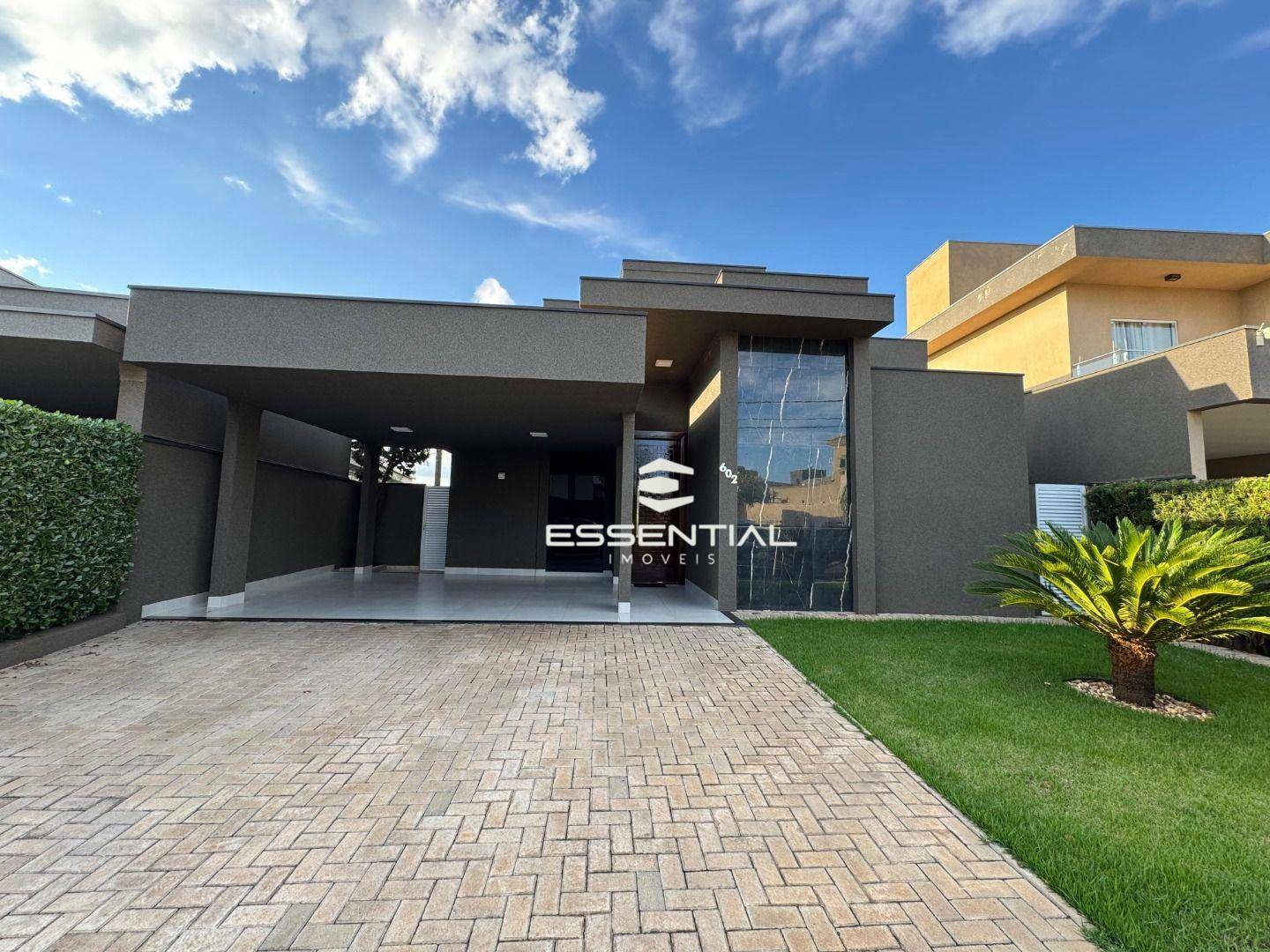 Casa de Condomínio à venda com 3 quartos, 216m² - Foto 2