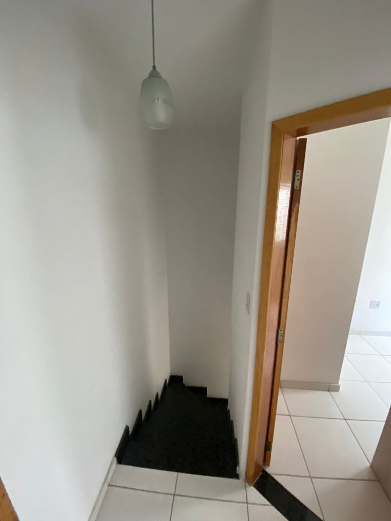 Sobrado à venda com 3 quartos, 70m² - Foto 13