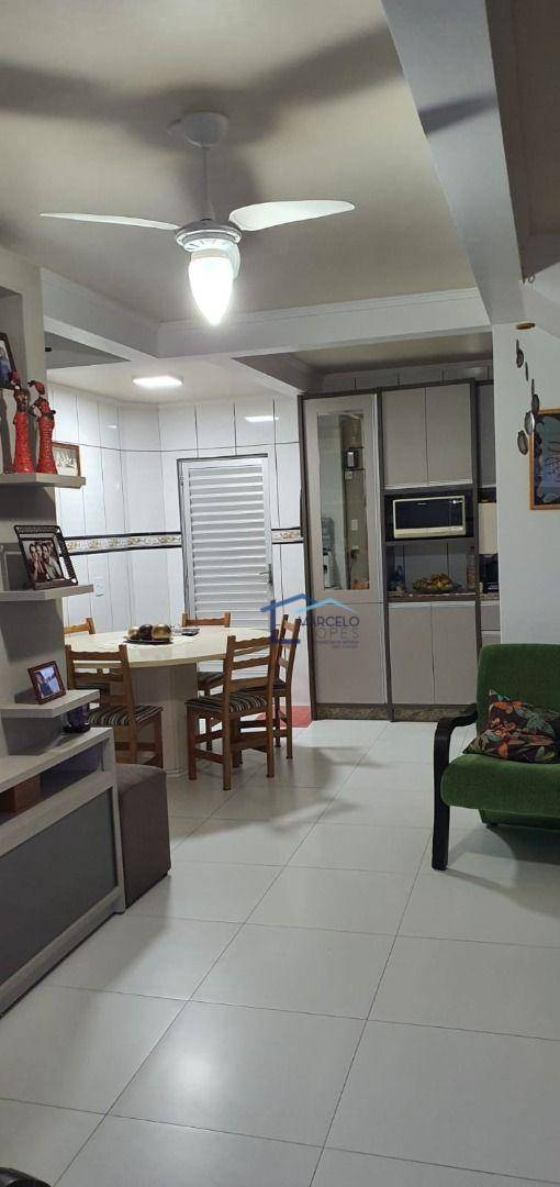 Casa à venda com 6 quartos, 310m² - Foto 15