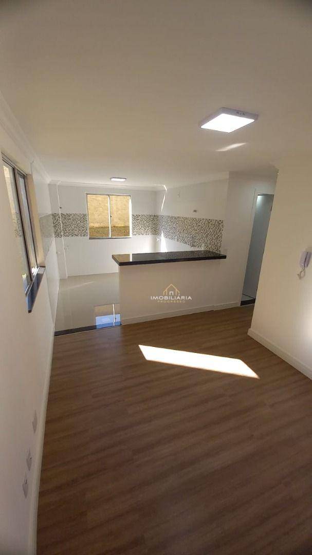 Apartamento à venda com 2 quartos, 42m² - Foto 3