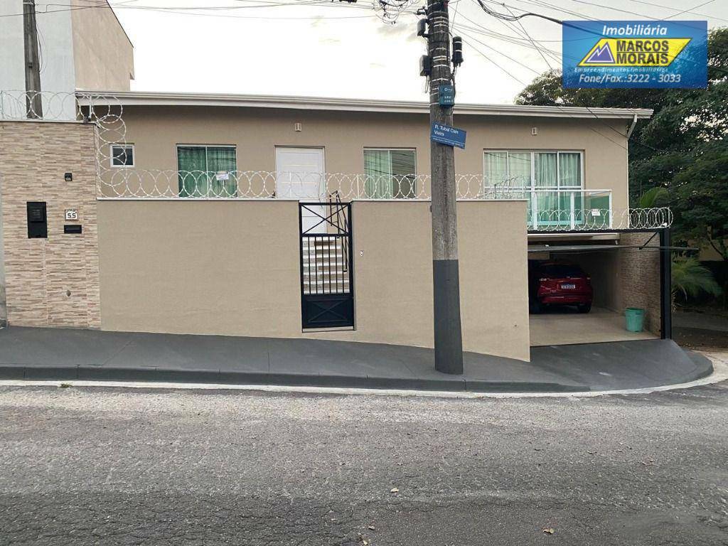 Casa à venda e aluguel com 3 quartos, 300m² - Foto 1