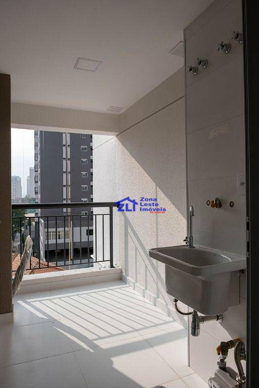 Apartamento à venda com 2 quartos, 65m² - Foto 4