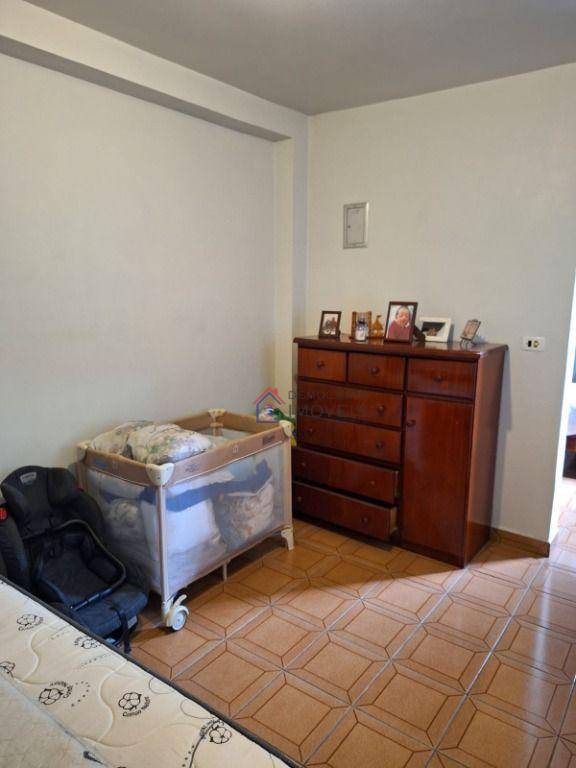 Casa à venda com 3 quartos, 156m² - Foto 8