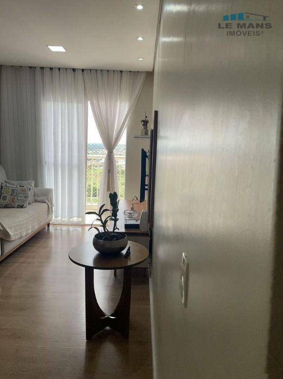 Apartamento à venda com 3 quartos, 79m² - Foto 6