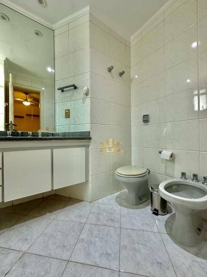 Apartamento à venda com 3 quartos, 187m² - Foto 18