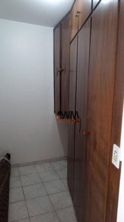 Apartamento à venda com 4 quartos, 146m² - Foto 26