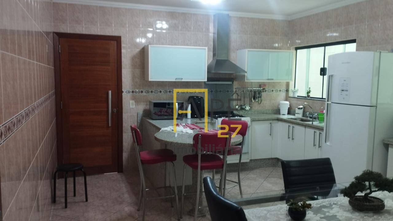 Sobrado à venda com 3 quartos, 220m² - Foto 29