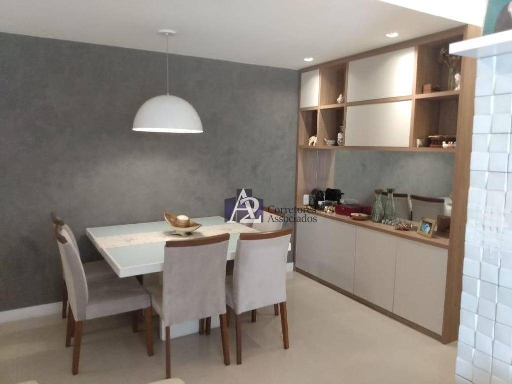 Apartamento à venda com 3 quartos, 79m² - Foto 1