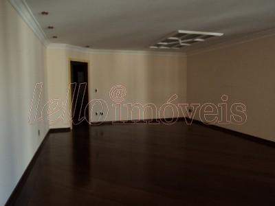 Apartamento para alugar com 3 quartos, 180m² - Foto 3