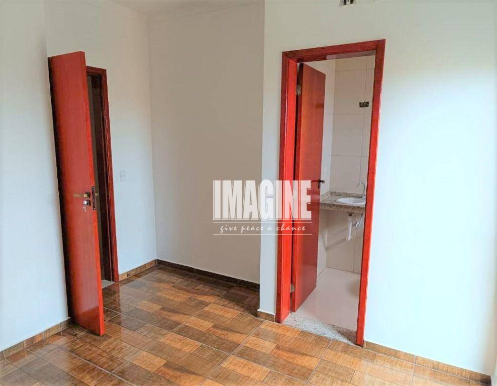 Sobrado à venda com 2 quartos, 112m² - Foto 11