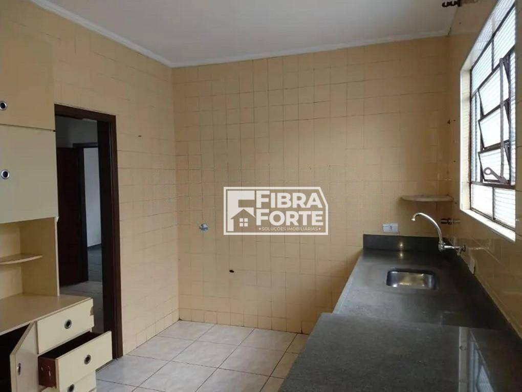 Casa à venda com 3 quartos, 170m² - Foto 7