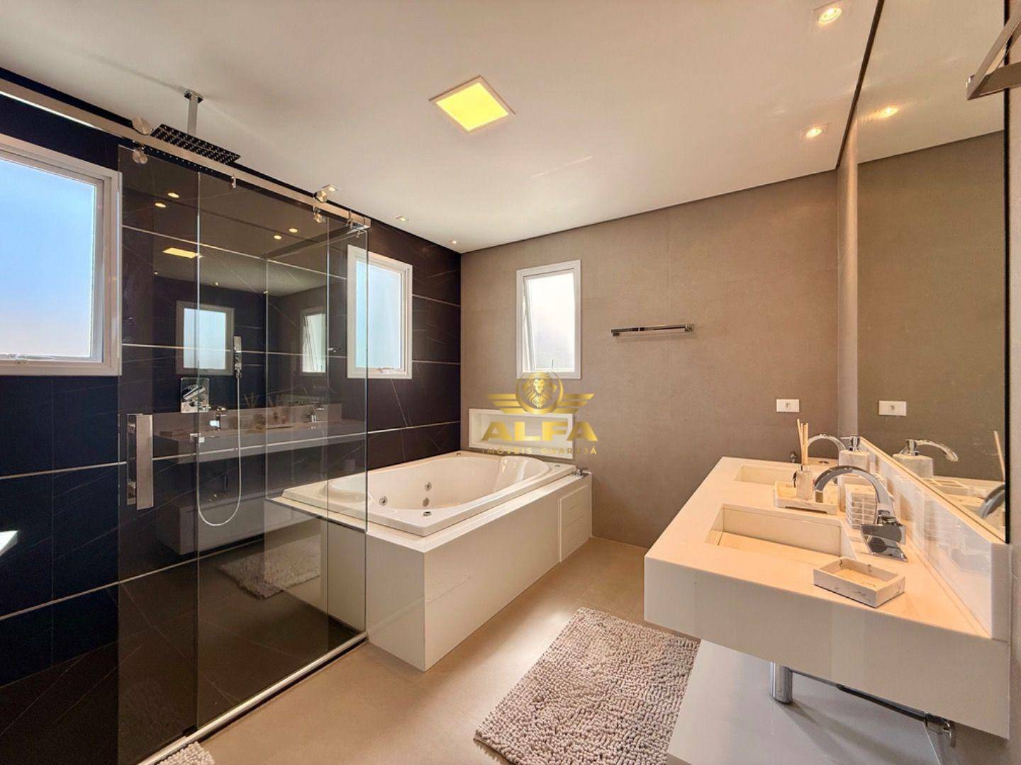 Casa de Condomínio à venda com 8 quartos, 1055m² - Foto 27