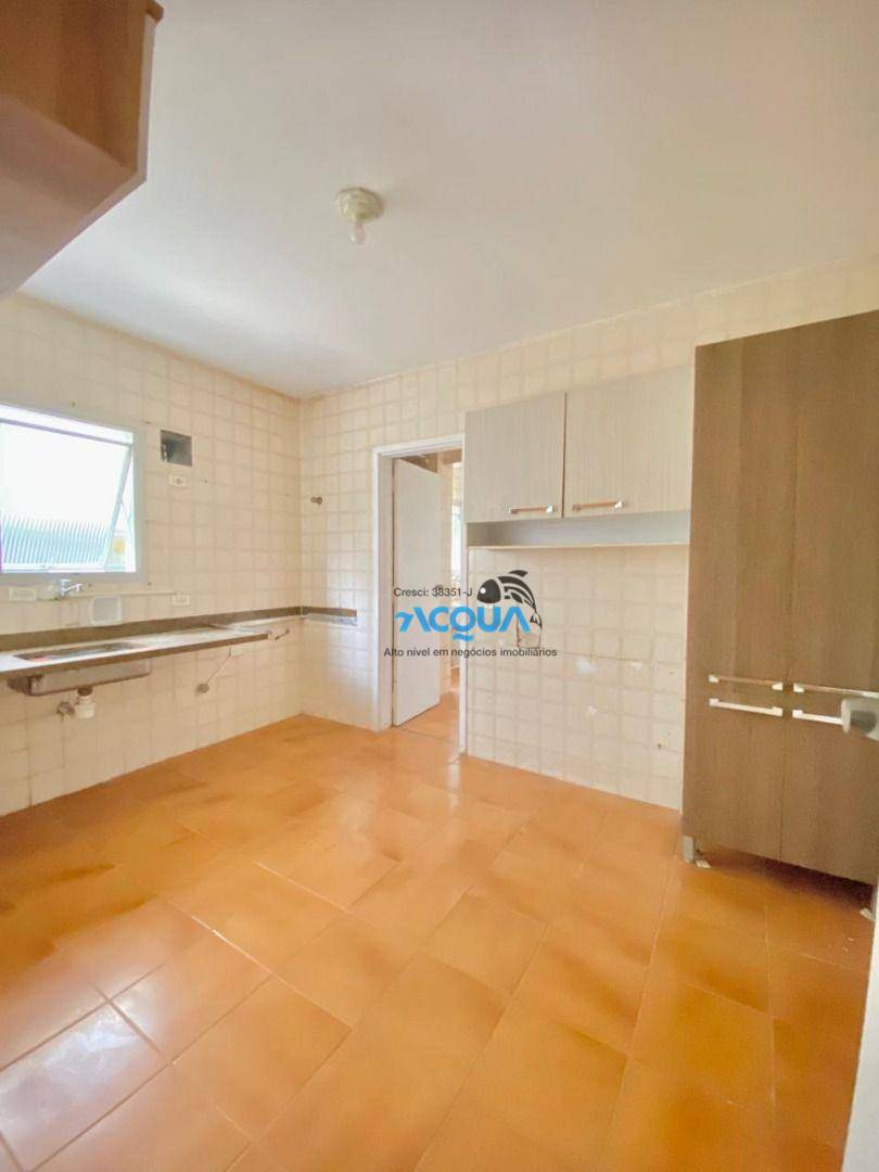 Apartamento à venda com 3 quartos, 130m² - Foto 5