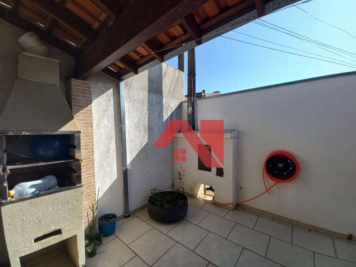 Casa à venda com 3 quartos, 160m² - Foto 3