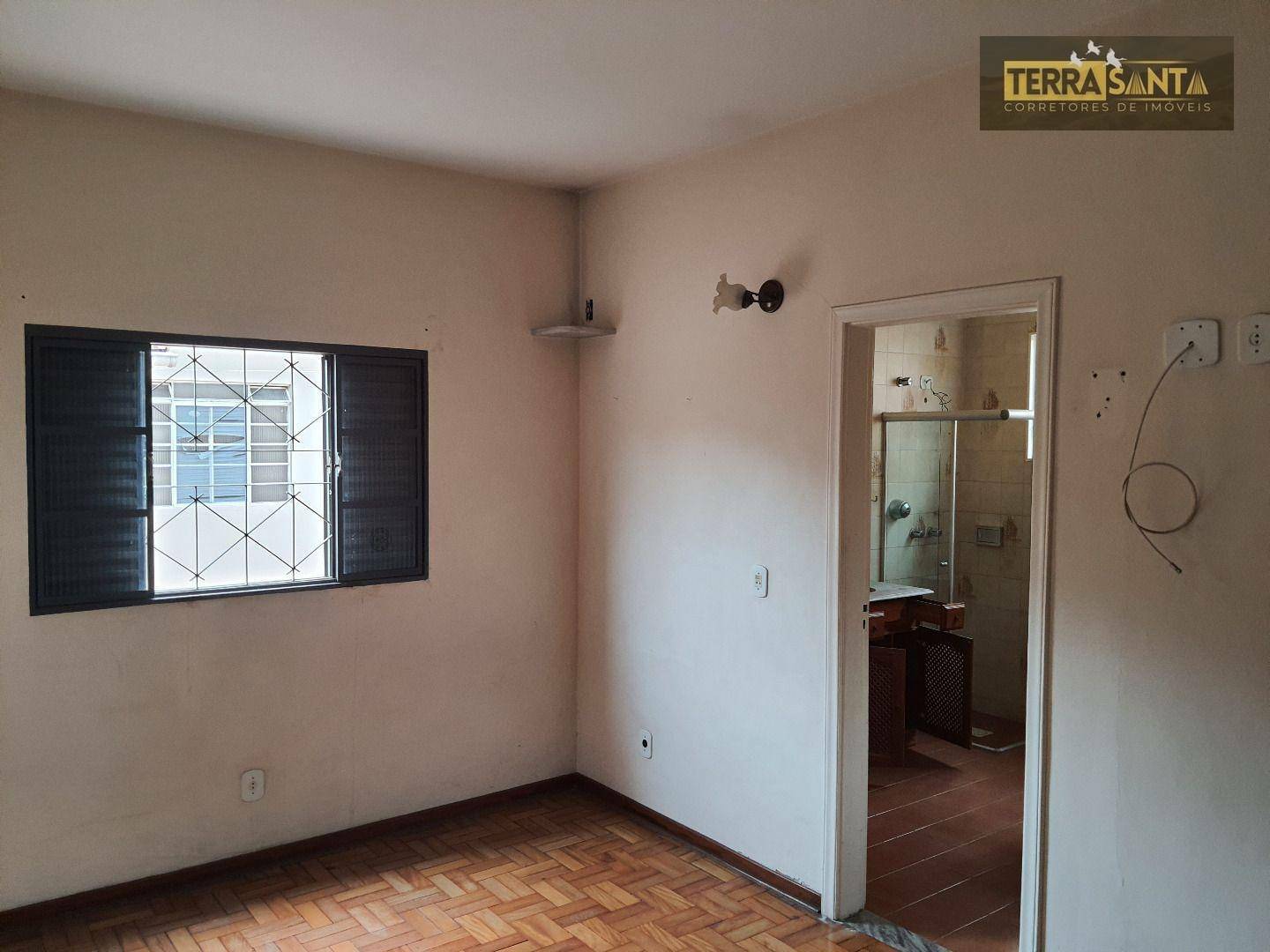 Casa à venda com 3 quartos, 250m² - Foto 9